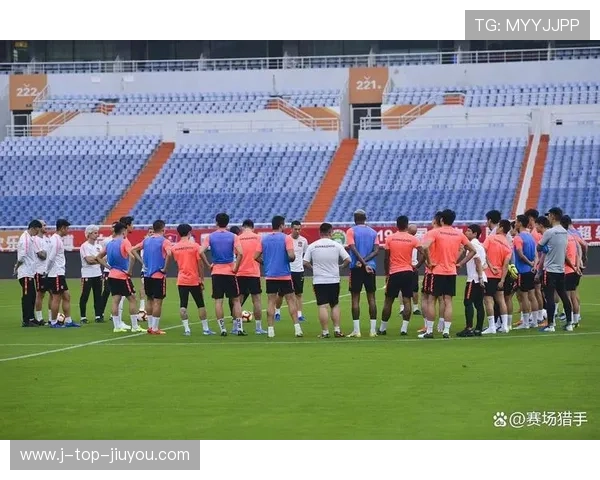 大连英博保级压力加大，球队新援扛起重任